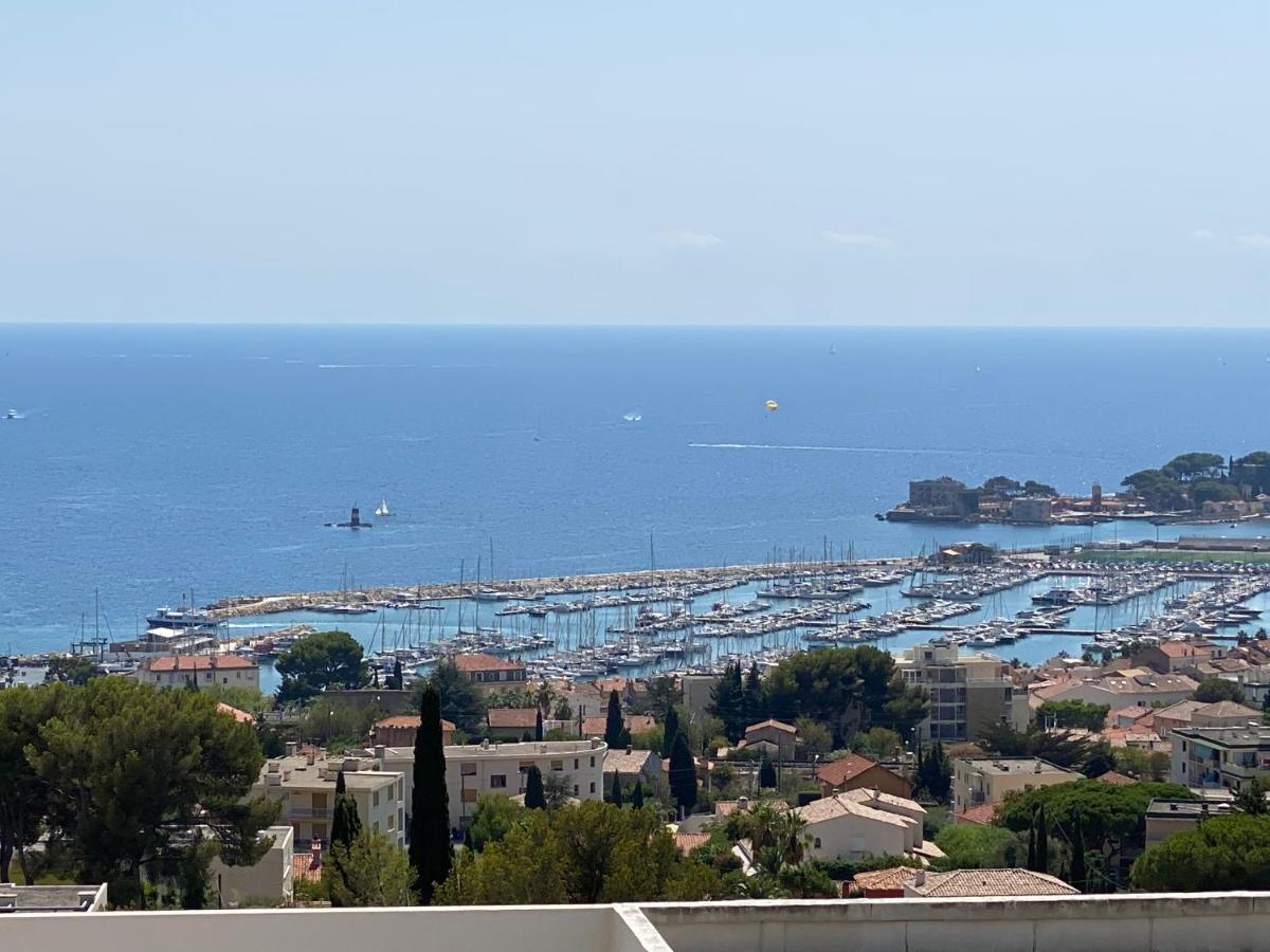 Superbe T2 44M2 - Grande Terrasse Vue Mer Panoramique Exceptionnelle Piscine - Parking Bandol Exterior photo